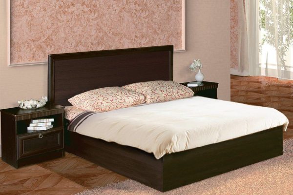 Кровать в классическом стиле Риккарди К-18 цвет Венге